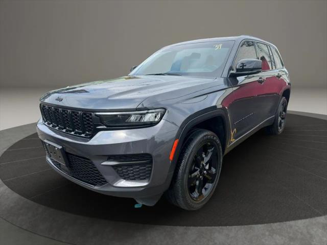 2023 Jeep Grand Cherokee Altitude 4x4 for sale in South Hackensack, NJ