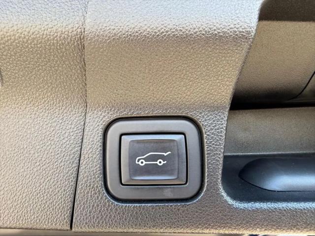 2023 GMC Acadia FWD SLT