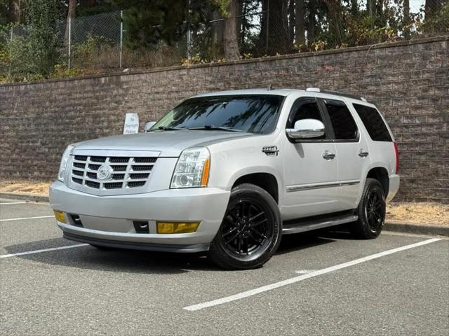 2011 Cadillac Escalade Luxury for sale in 34414 Pacific Hwy S, WA