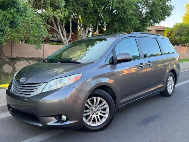 2015 Toyota Sienna XLE 8 Passenger for sale in Phoenix, AZ