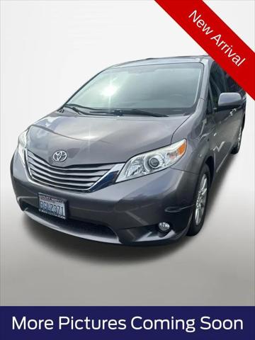 2017 Toyota Sienna XLE 7 Passenger for sale in Kent, WA