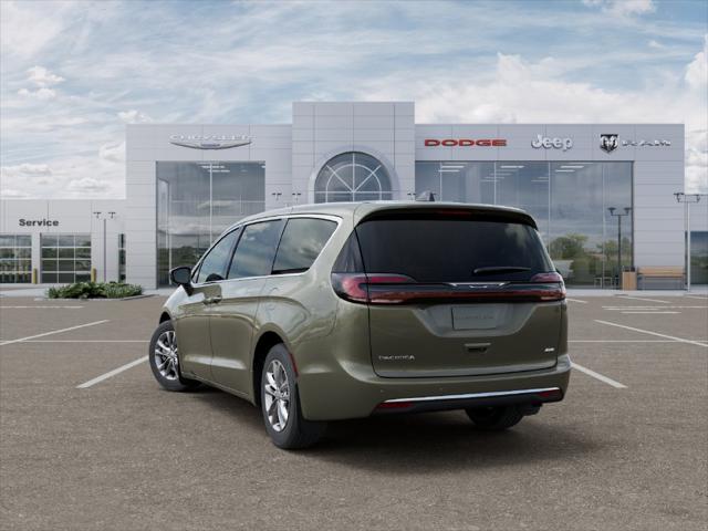 2027 Chrysler Pacifica Select AWD
