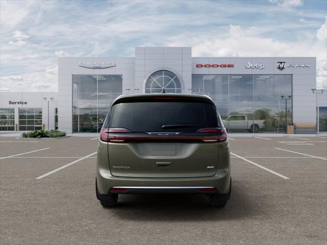 2027 Chrysler Pacifica Select AWD