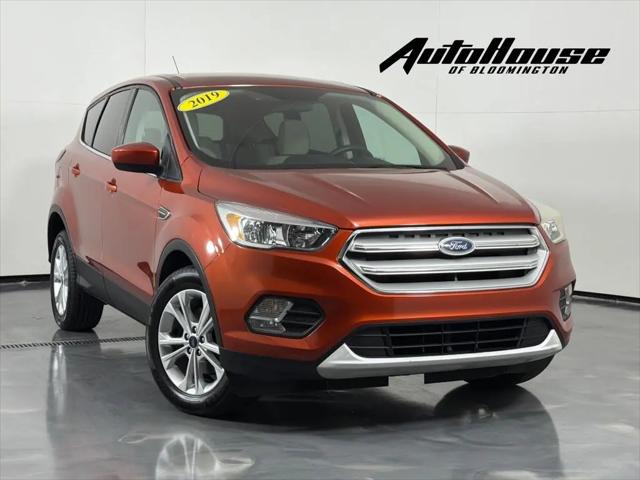 2019 Ford Escape SE for sale in Bloomington, IL