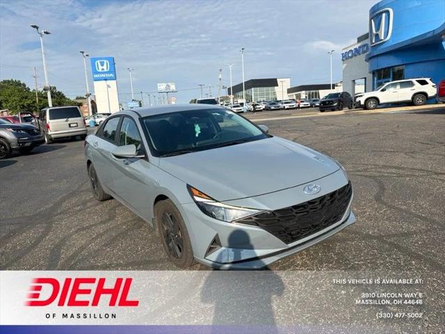 2023 Hyundai Elantra SEL 2023 Hyundai Elantra SEL