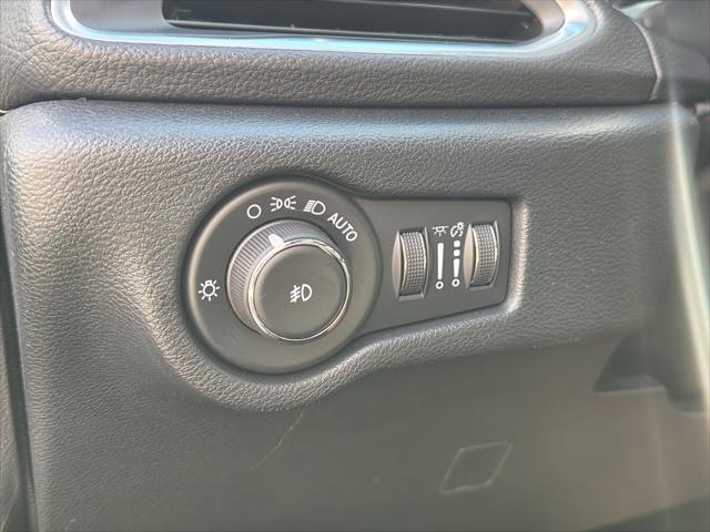 2025 Chrysler Pacifica Limited AWD
