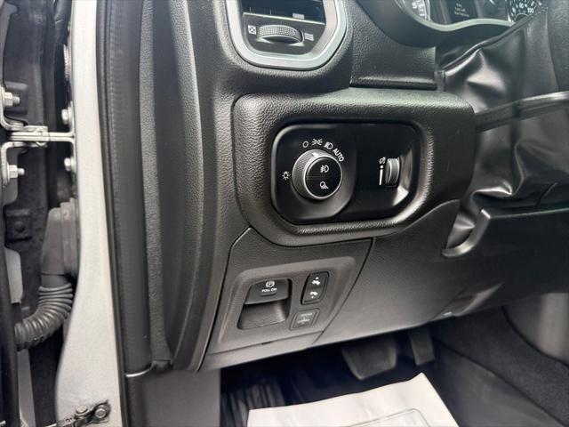 2025 Ram 1500 Big Horn Crew Cab 4x4 57 Box