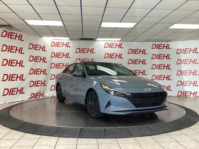 2023 Hyundai Elantra SEL 2023 Hyundai Elantra SEL