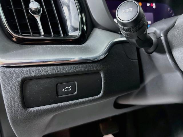 Used 2024 Volvo XC60 B5 Core Dark Theme For Sale in Millington, TN