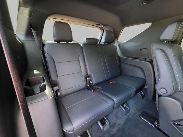 2026 Chevrolet Traverse AWD LT