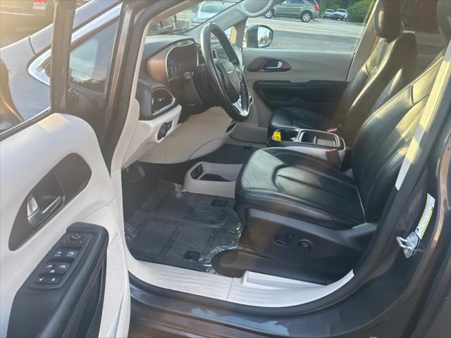 2019 Chrysler Pacifica Touring L