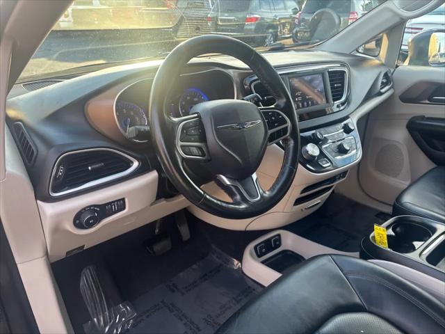 2019 Chrysler Pacifica Touring L