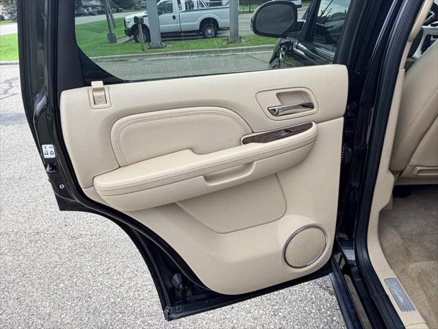 2011 Cadillac Escalade Premium