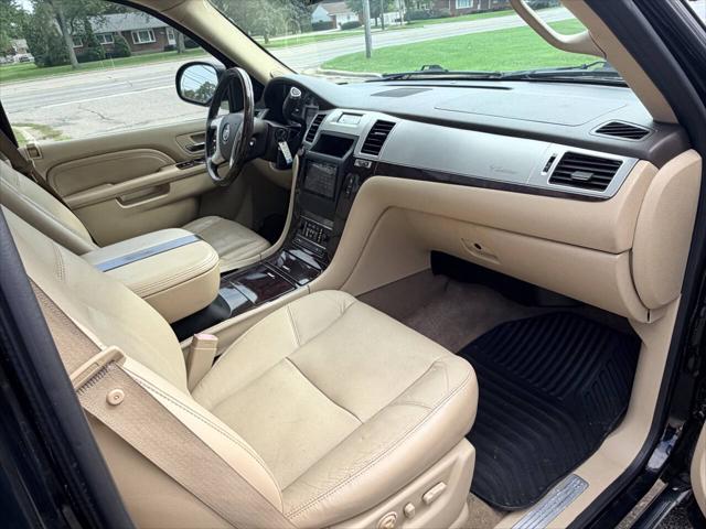 2011 Cadillac Escalade Premium