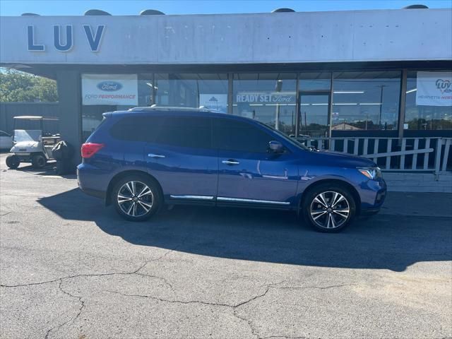2020 Nissan Pathfinder Platinum 2WD