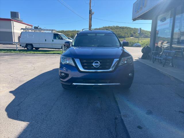 2020 Nissan Pathfinder Platinum 2WD