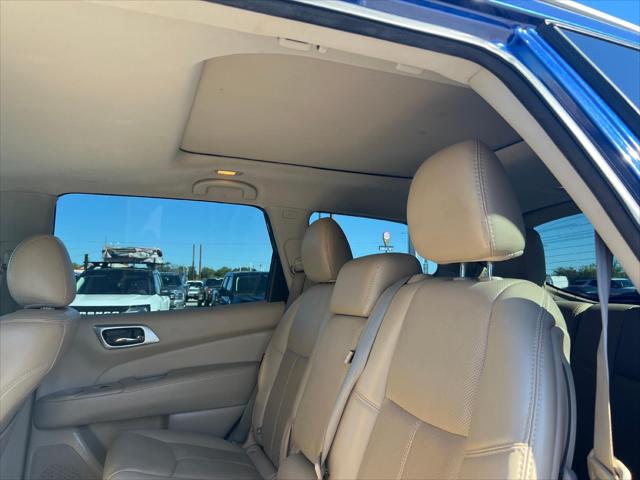 2020 Nissan Pathfinder Platinum 2WD