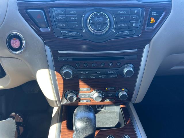 2020 Nissan Pathfinder Platinum 2WD