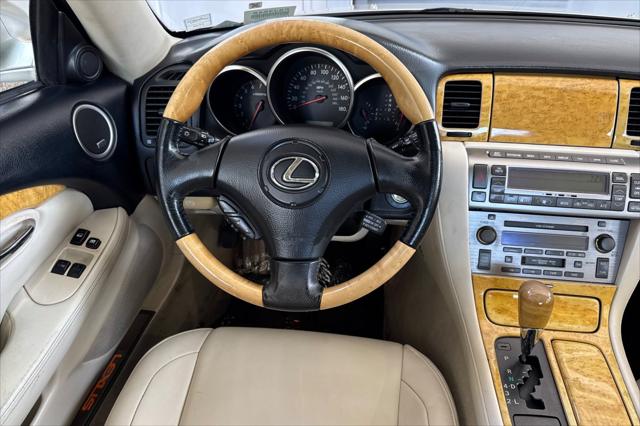 2004 Lexus SC 430 2dr Convertible