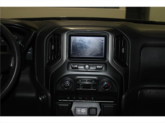 2023 Chevrolet Silverado 1500 4WD Crew Cab Standard Bed Custom