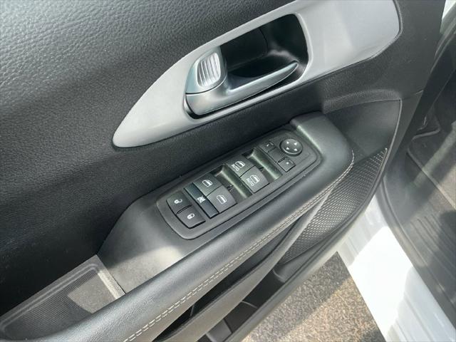 Used 2024 Chrysler Pacifica Touring For Sale in Muscle Shoals, AL