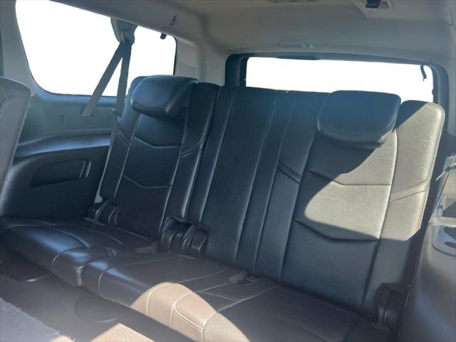 Used 2020 Cadillac Escalade ESV 4WD Luxury For Sale in Muscle Shoals, AL
