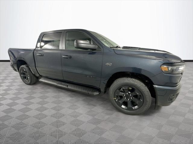 2027 RAM Ram 1500 RAM 1500 EXPRESS CREW CAB 4X4 57 BOX 2027 RAM Ram 1500 RAM 1500 EXPRESS CREW CAB 4X4 57 BOX