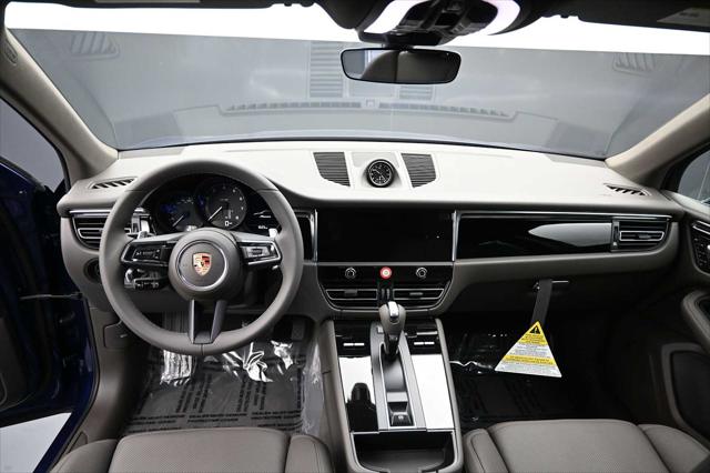2026 Porsche Macan Unknown