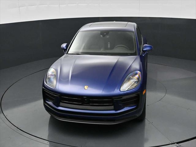2026 Porsche Macan Unknown