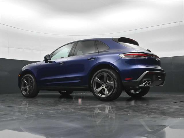 2026 Porsche Macan Unknown