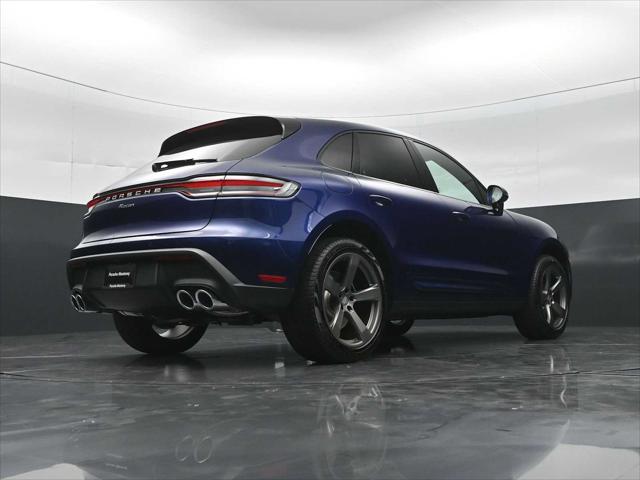 2026 Porsche Macan Unknown