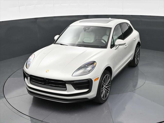 2026 Porsche Macan Unknown