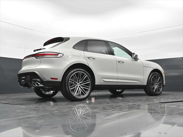 2026 Porsche Macan Unknown