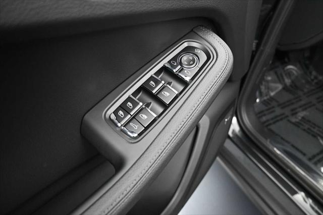 2026 Porsche Macan Unknown