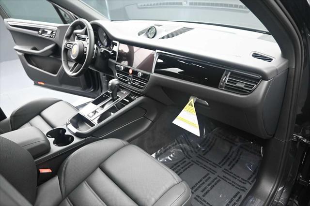 2026 Porsche Macan Unknown