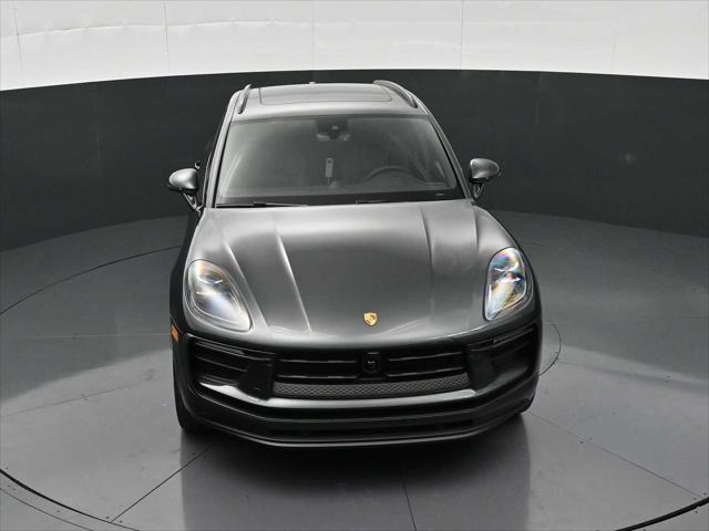 2026 Porsche Macan Unknown
