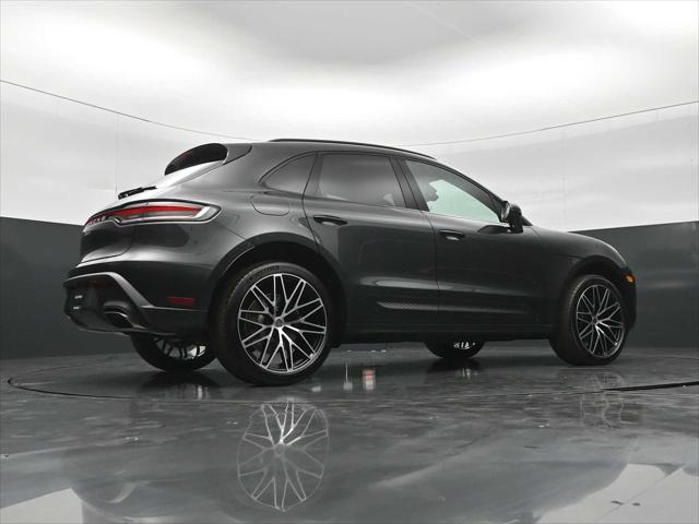 2026 Porsche Macan Unknown