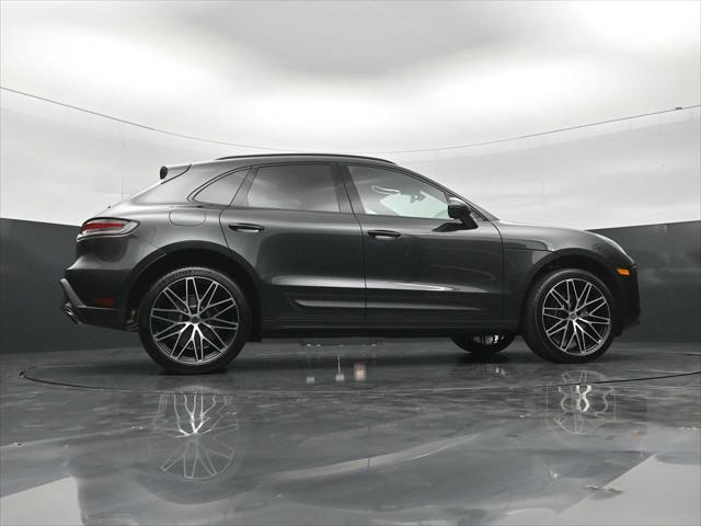 2026 Porsche Macan Unknown