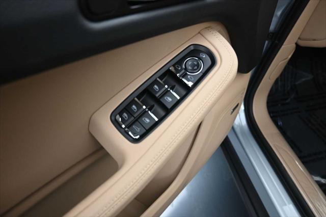 2026 Porsche Macan Unknown