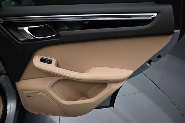 2026 Porsche Macan Unknown