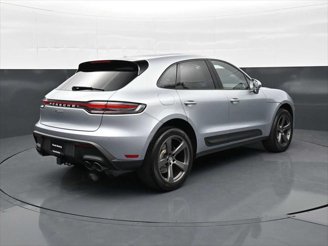 2026 Porsche Macan Unknown