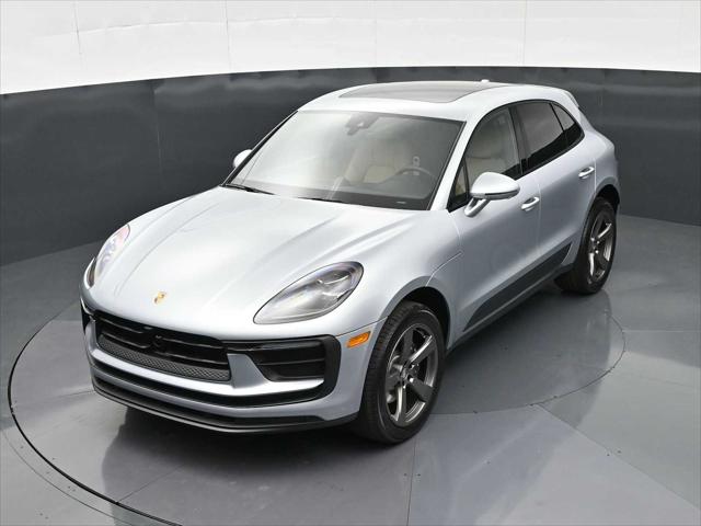 2026 Porsche Macan Unknown