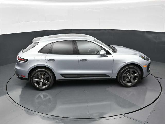 2026 Porsche Macan Unknown