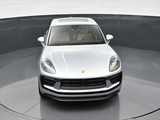 2026 Porsche Macan Unknown