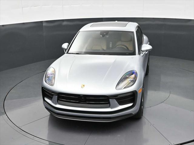 2026 Porsche Macan Unknown
