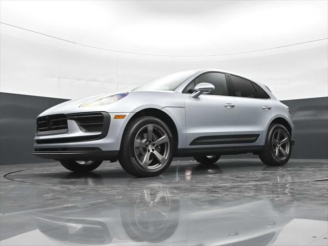2026 Porsche Macan Unknown