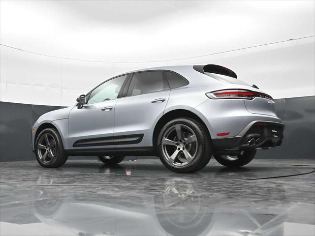 2026 Porsche Macan Unknown