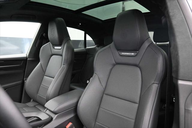 2026 Porsche Macan Electric Turbo