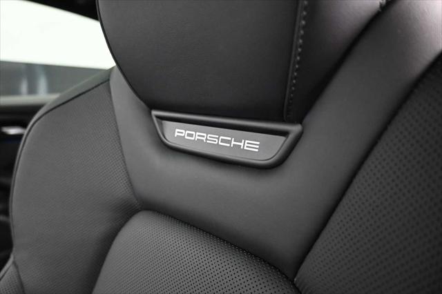 2026 Porsche Macan Electric Turbo