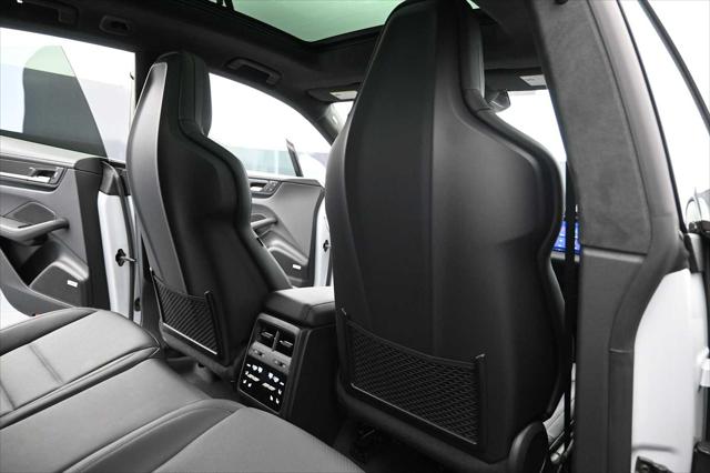 2026 Porsche Macan Electric Turbo